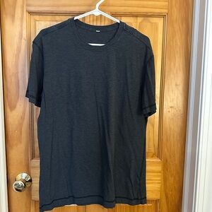 Mens lululemon athletica Charcoal Short Sleeve Tee sz L
